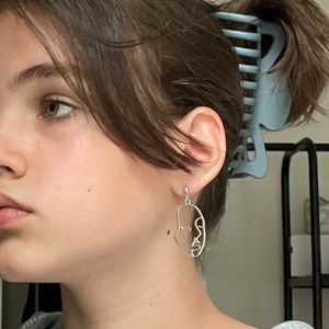 Face earrings
